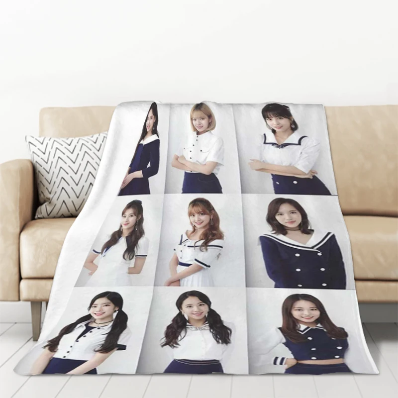 Mantas Kpop dos veces para sofá decorativo, manta peluda, lanzamiento y lanzamiento de cama, doble, esponjoso, suave, Anime, polar personalizado, antiestático para niños