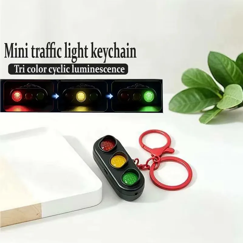 Mini Traffic Light Keychain Light Up Pendant Simulation Signal Light Sound Effect & Flashlight Bag Charm Christmas Gift