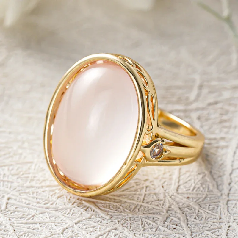 Huitan Fancy Pink Stone Rings for Women Brilliant Charming Finger Accessory Simple Opulent Graceful Engagement Wedding Jewelry