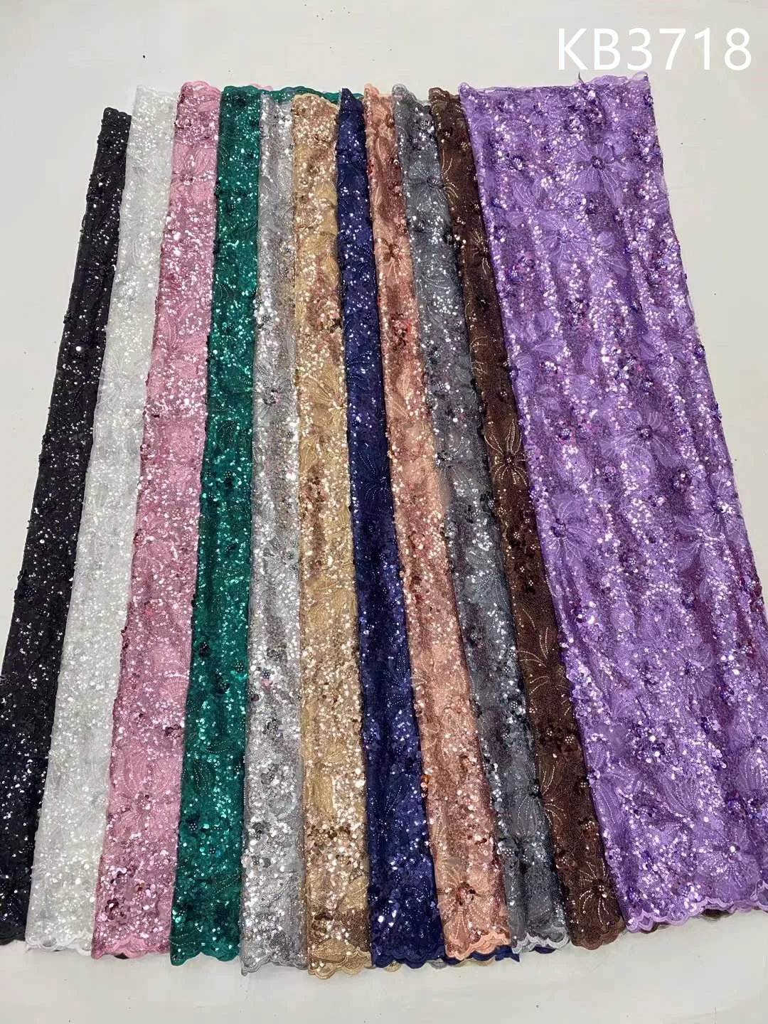 Grande Lantejoula Roxo Tecido De Renda, Tecido Nigeriano, Glitter Tule, Tecido Bordado para Casamento, Nupcial KB3718, 5 Jardas