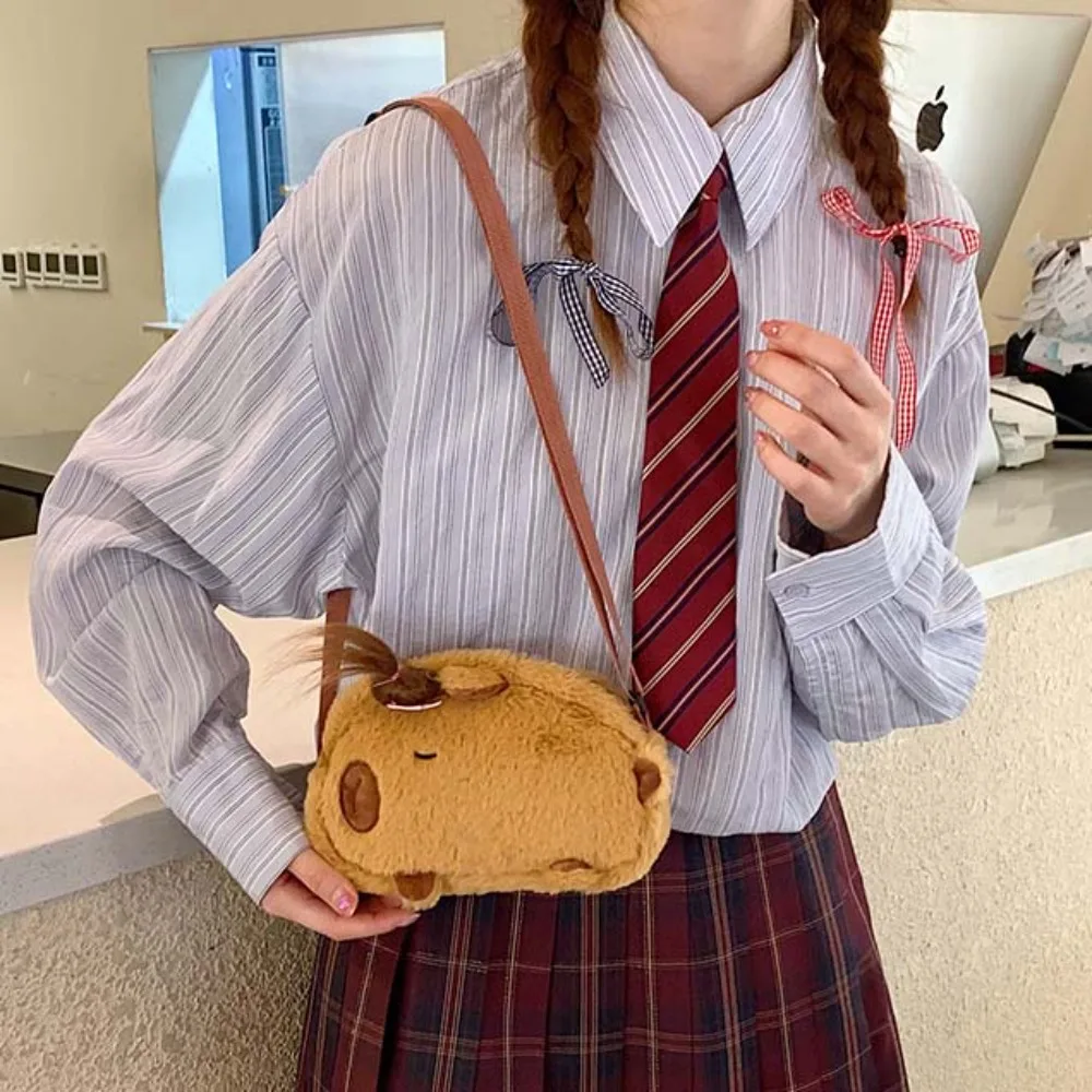 

Brown Cute Capybara Plush Bag Large Capacity Soft Cartoon Shoulder Pouch Hairpin Lightweight Creative Crossbody Bag Students