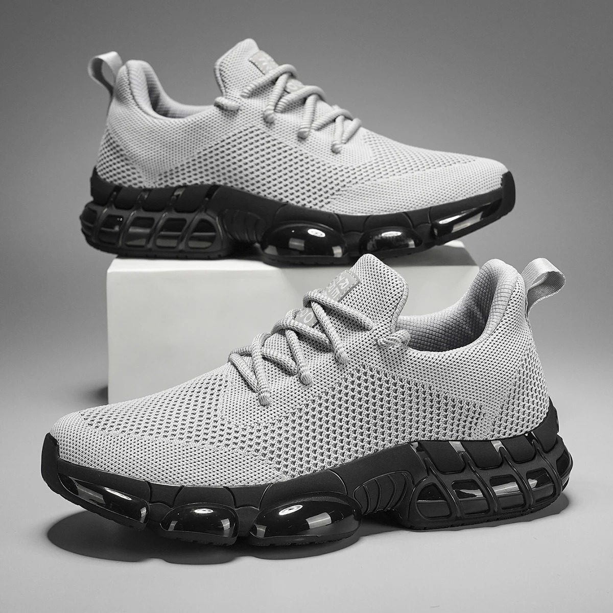 أحذية رياضية كاجوال خفيفة الوزن وأنيقة كبيرة الحجم للرجال، أحذية كاجوال للجري والمشي في الهواء الطلق، أحذية رجالية خفيفة الوزن، أحذية جري مبطنة على الطرق، أحذية رياضية للياقة البدنية في الهواء الطلق #1