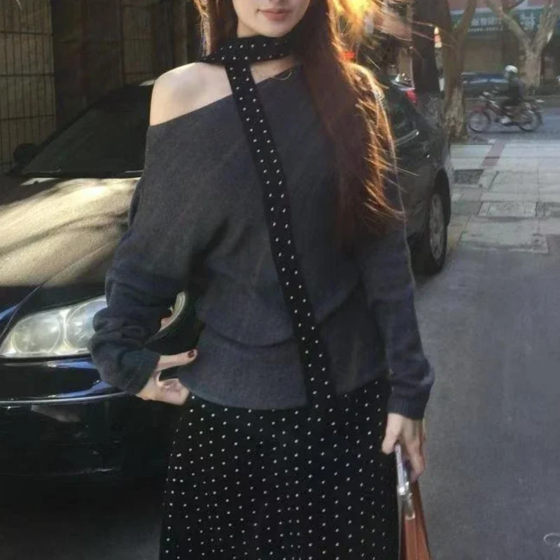 

Autumn Sweet and Spicy Style Fashionable Off Shoulder Sweater Knitted Sweater Women's Slimming Top