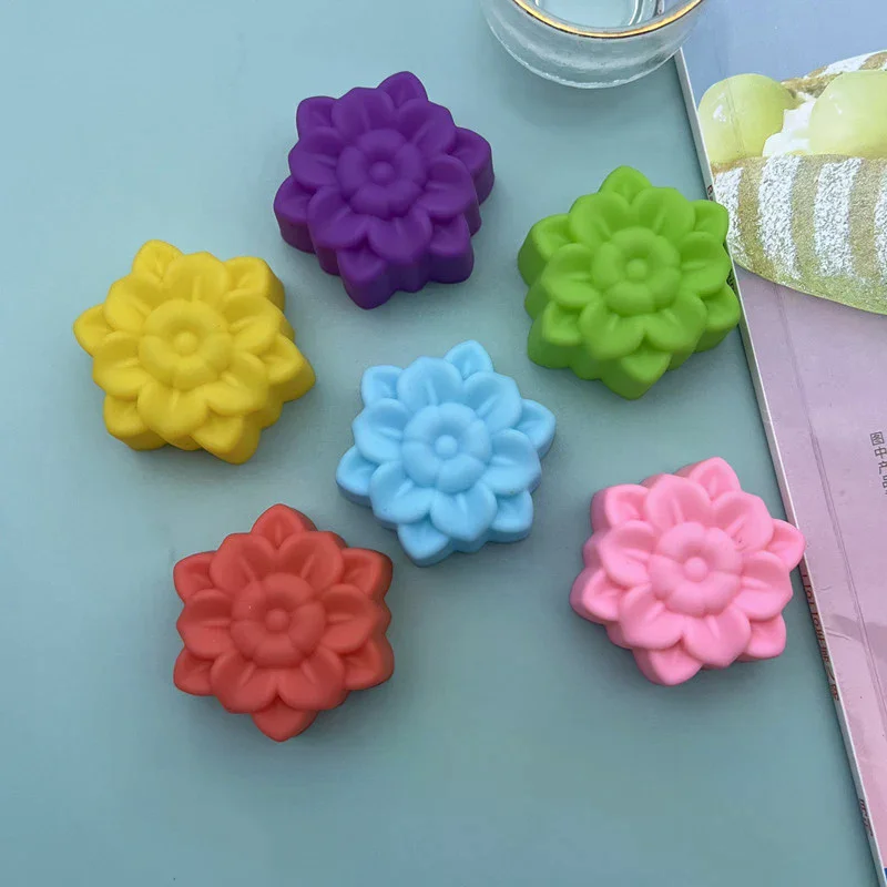 5cm Various Flower Designs Silicone Mold Chocolate Pudding Ice Mould Cupcake Cake Tools DIY Mini Soap Candle Molds 5Pcs