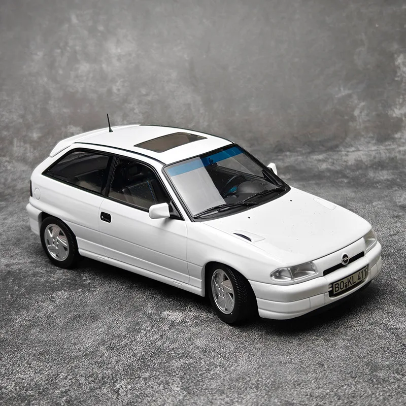

NOREV литой под давлением масштаб 1:18 0pel Astra GSi 1991, имитация сплава, модель автомобиля, статический дисплей, Коллекционная игрушка, подарок, сувенирное украшение