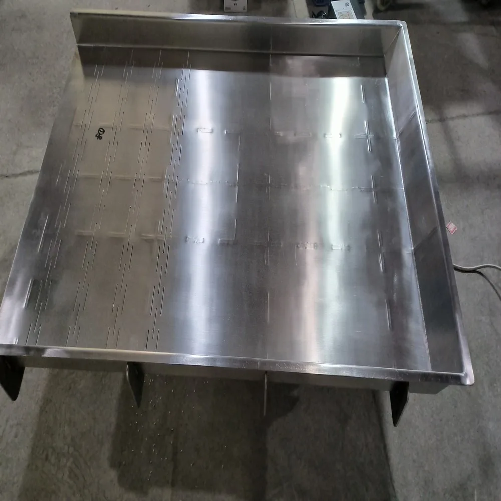 Square Electromagnetic Vibrating Feeder with 1 Year Warranty 10 kW Power Multi-Voltage for Uniform Material for and Low Noise