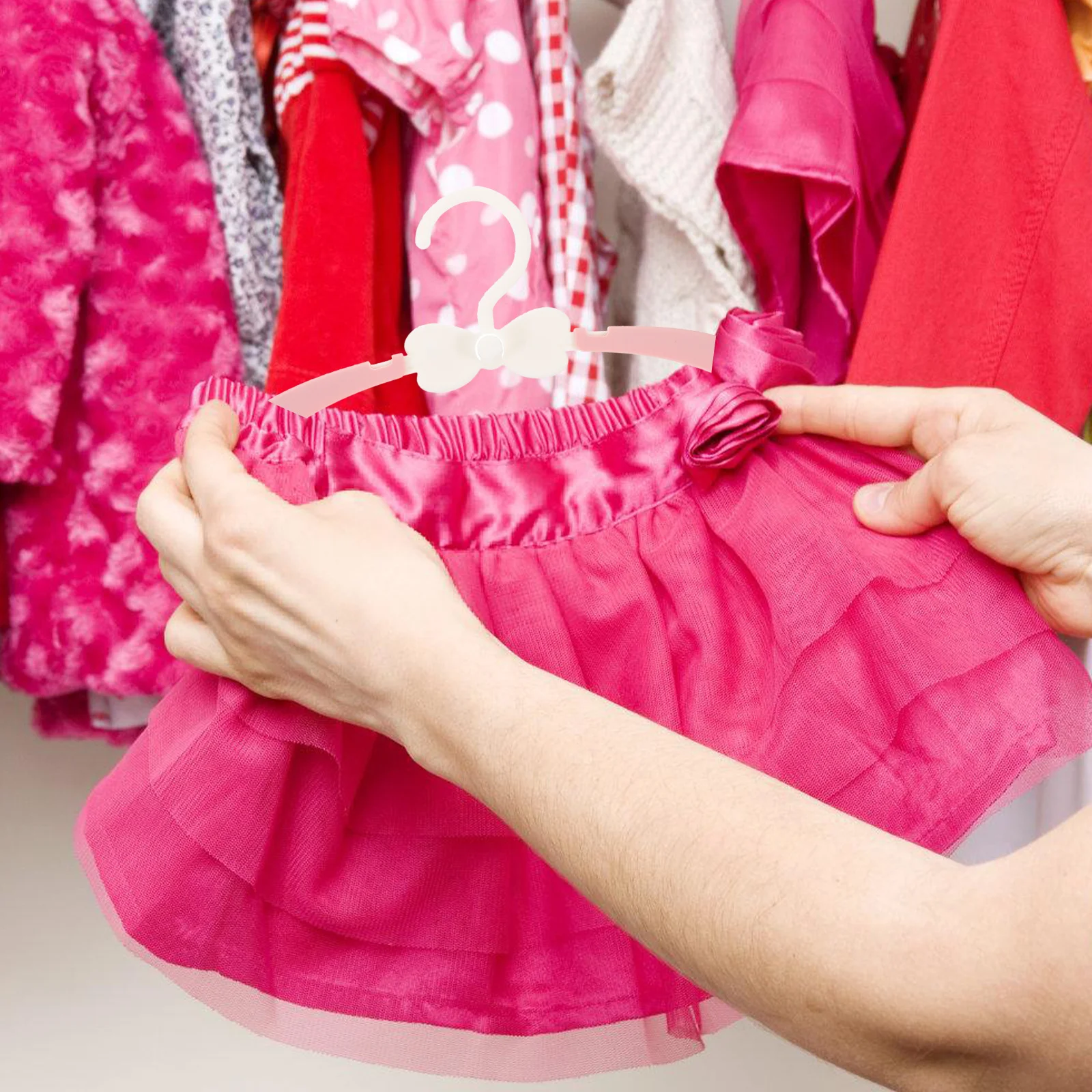 

10Pcs Hangers Clothes Hanger Set Sturdy Portable PP Material Smooth Edges for Wear