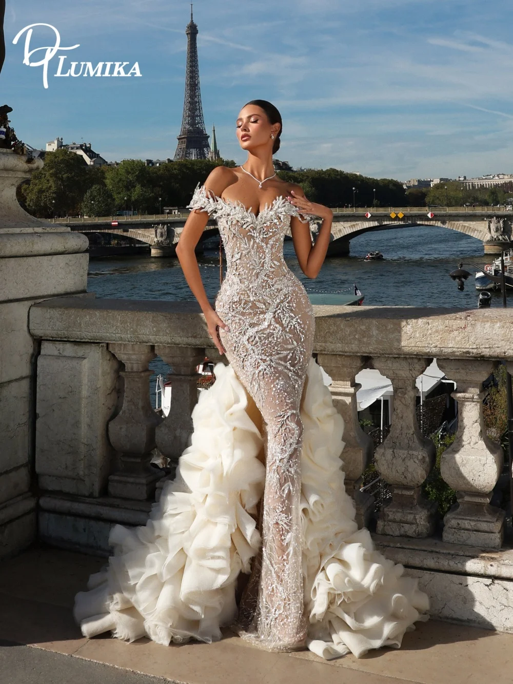 Romantic Off Shoulder Mermaid Bridal Dress 2027 Elegant Deep Sweetheart Neck Sparkling Lace Ruffled Skirt Plus Size Custom Gown