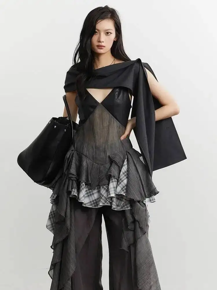 Ruffles Women Gray Plaid Irregular Spaghetti Strap Dress New V-Neck Sleeveless Fashion Spring Autumn 2026 1DJ1E