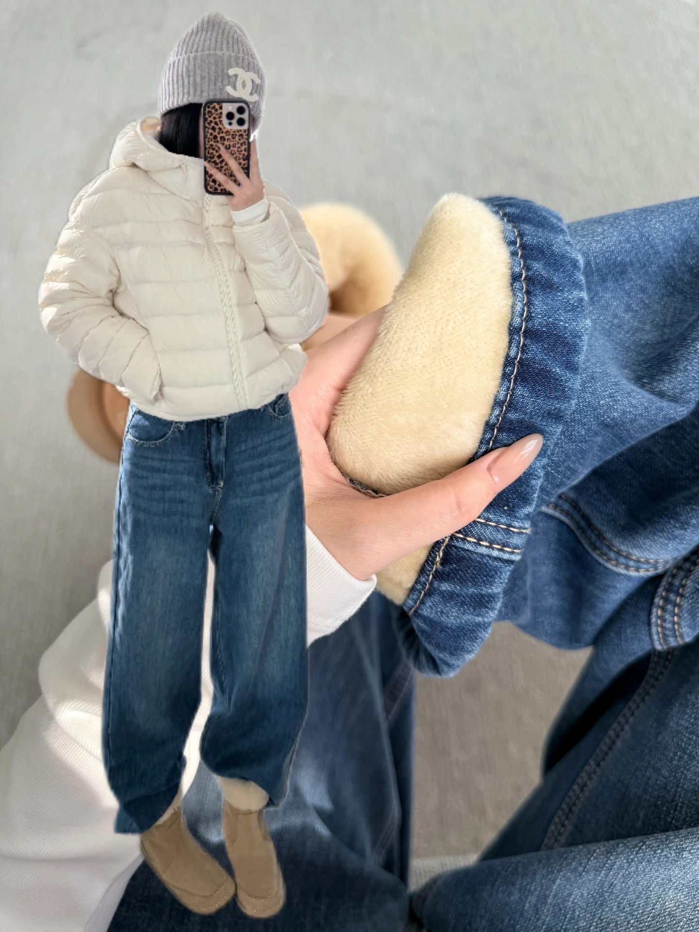 

Winter ential Thiened Velvet Jeans Straight Leg Wide Leg Pants High Waist Loose Fit Ladies Faion Winter 2025 Collection