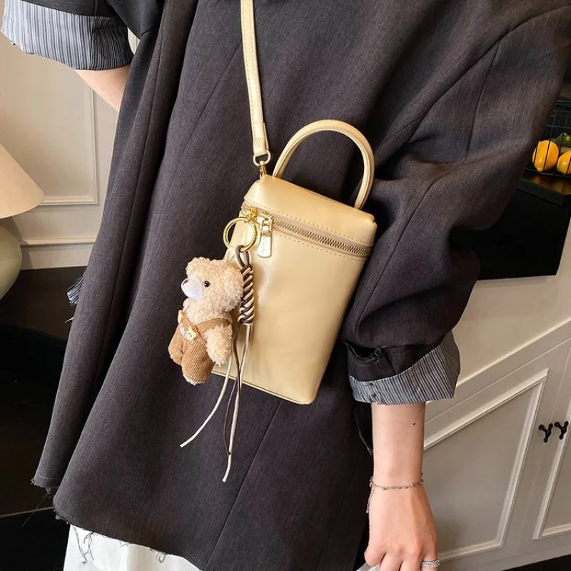 

2025 New High-end Luxury Brand Ladies Leather Shoulder Bag Famous Designer Paris Simple Casual Style Fashionable​