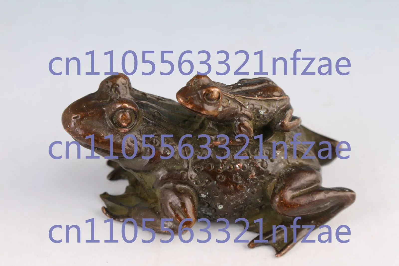 

Китайская бронзовая ручная литая статуя матери-лягушки, коллекционная статуя нецке, подарок, чайный питомец