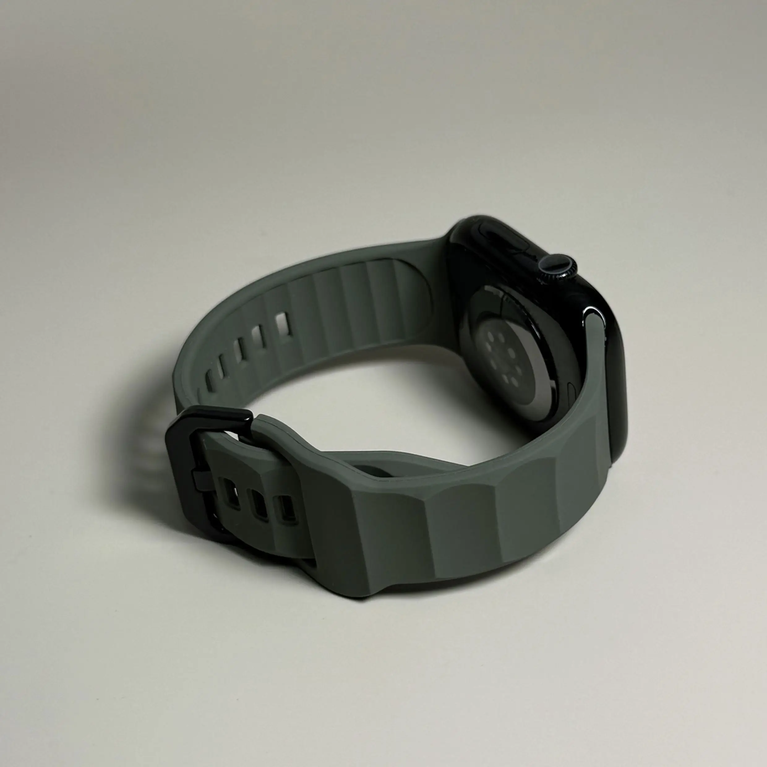 Silikon-Sportarmband für Apple Watch Ultra 3 49 mm 46 mm 45 mm 44 mm 42 mm 41 mm 40 mm 38 mm Bänder für iWatch Serie 11 10 9 8 7 6 SE 3 – Detail 12