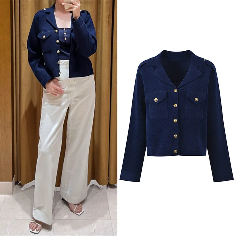 

High-End Version Color Blo Knitted Jaet Collared Top Blue Early Autumn Women's Faion Decorative Button French Sle