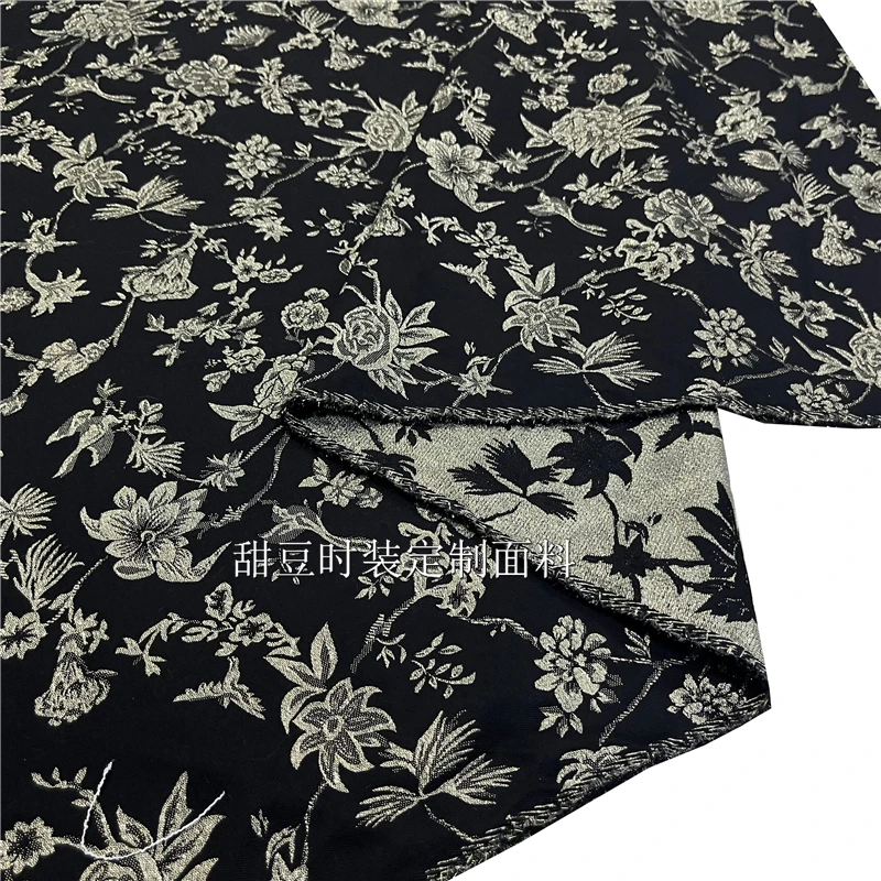 Yarn-dyed Jacquard Brocade Fabric Vintage Dress Trench Coat Fashion Design for Diy Sewing Wholesale Material Cloth by the Meter