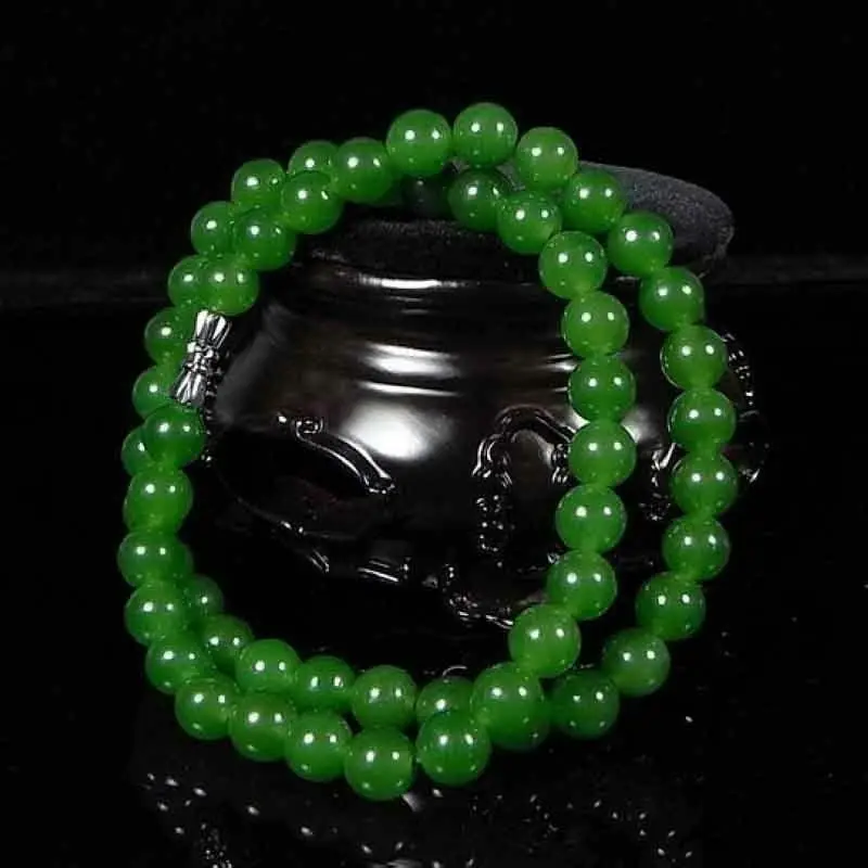 

Beautiful Chinese Handcraft 100% Natural Jade Green Jade Necklaces