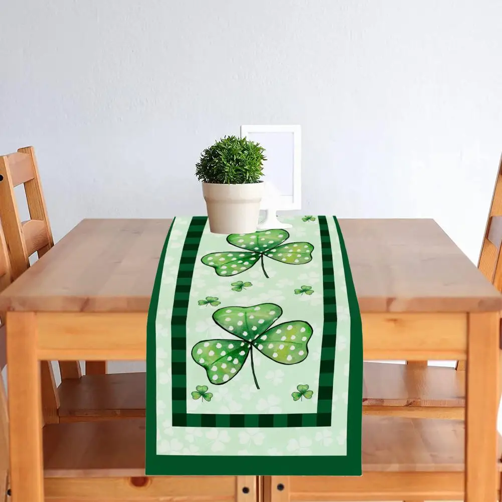 St. Patrick's Day Table Runner Super Soft Wear Resistant Scratch-resistant Easy to Clean Shamrocks Kitchen Dining Tablecloth