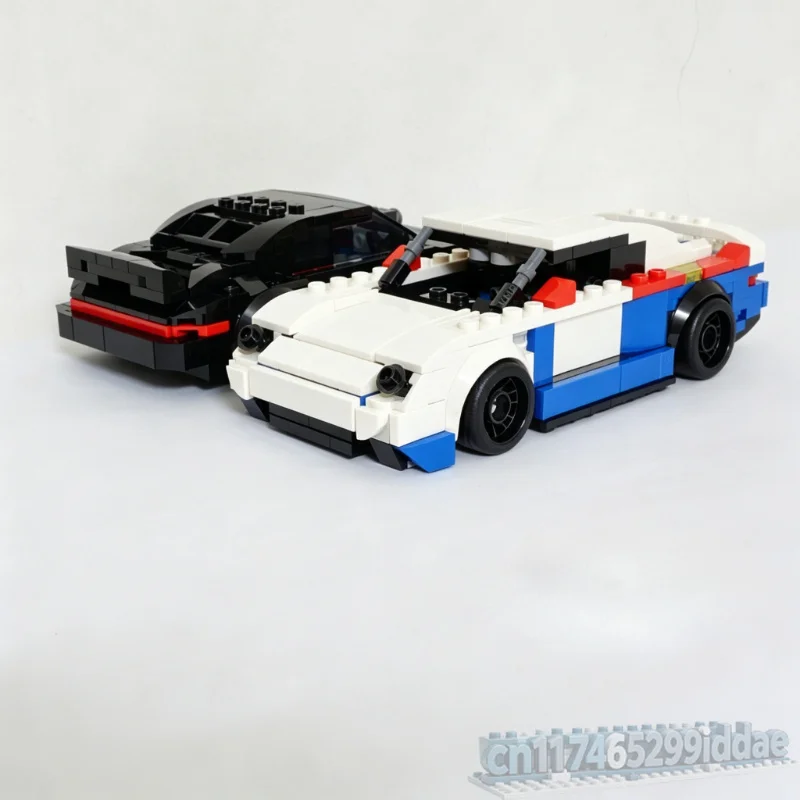 588PCS Classic Sports Car Duo Building Blocks Racing Vehicle Model With Detailed Cockpit DIY Assembly Toy Creative Festival Gift