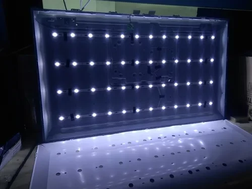 LED Bandes 12LED Pour uration 55R82 55E31 L55M5-AD 55D1200 TH-55FS435Q Mparquet 55LUS79T KM0255UHD-S3 55PFLcape 4/F8 55HR332M12A0 V2