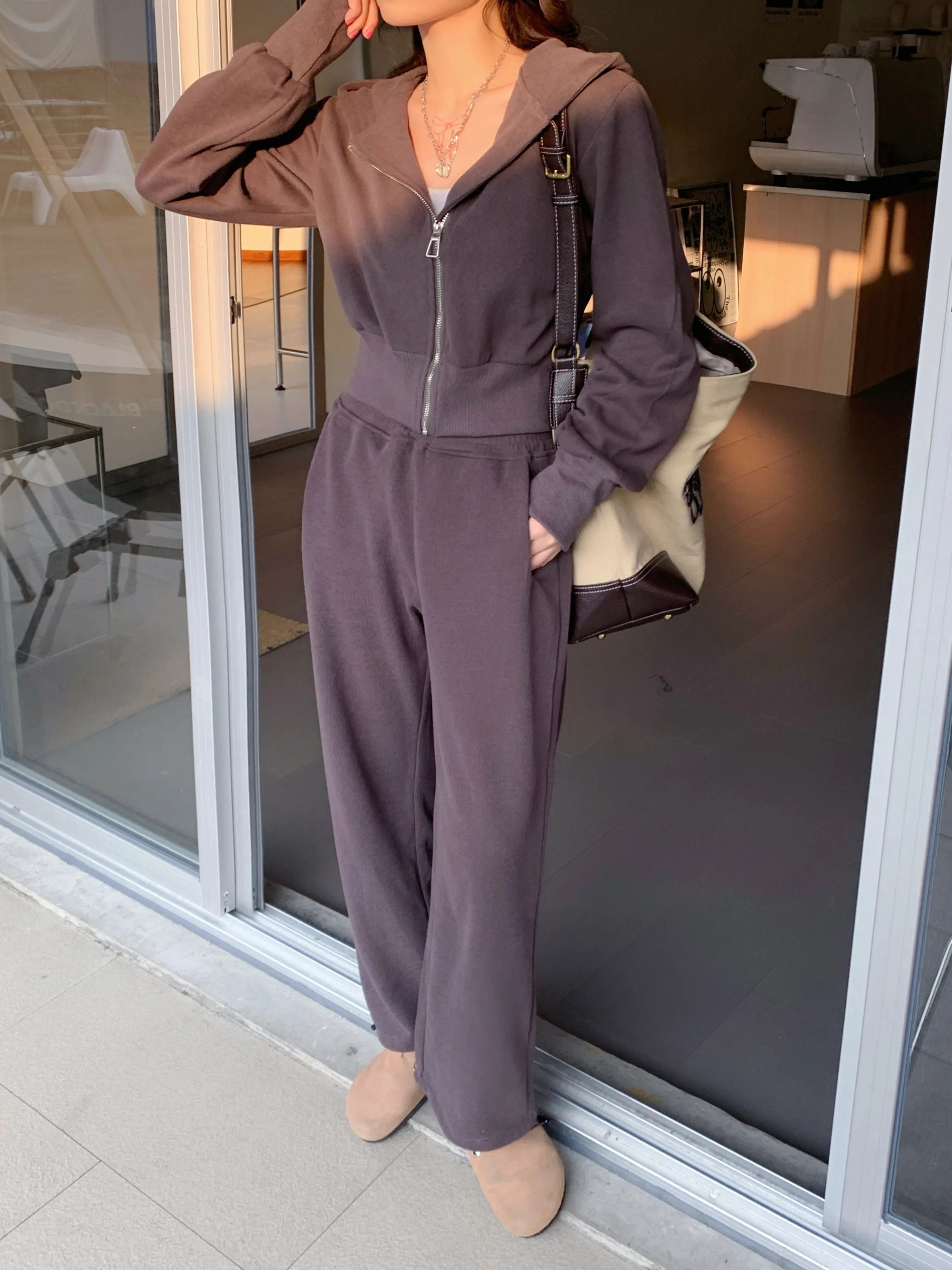 150 Short tracksuit women\'s hoodie coat 145 American casual pants two-piece xs Spring and Autumn