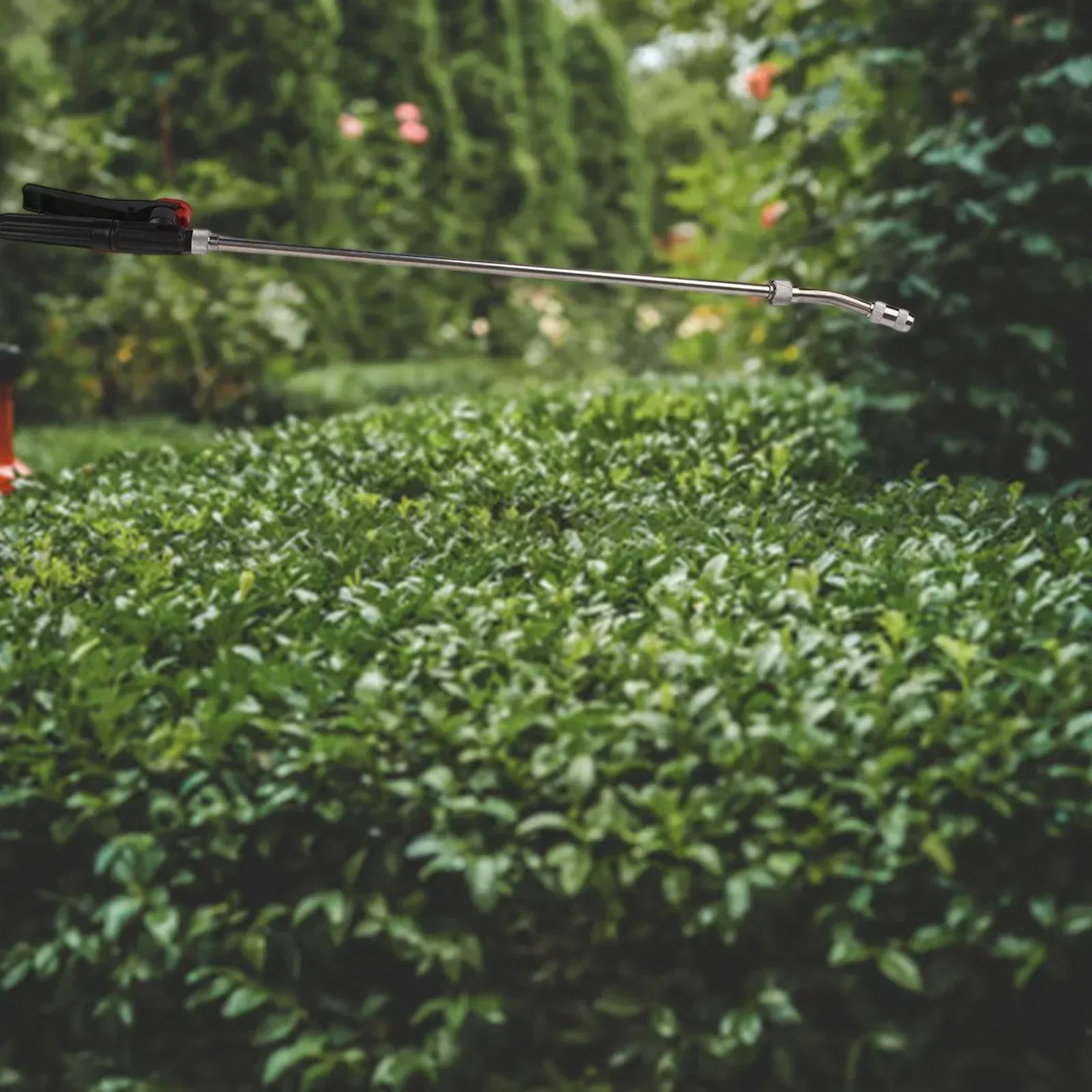 

Распылитель с эргономичной ручкой, распылитель из нержавеющей стали, длина шланга 1,1 м, долговечная работа, универсальная распылительная насадка