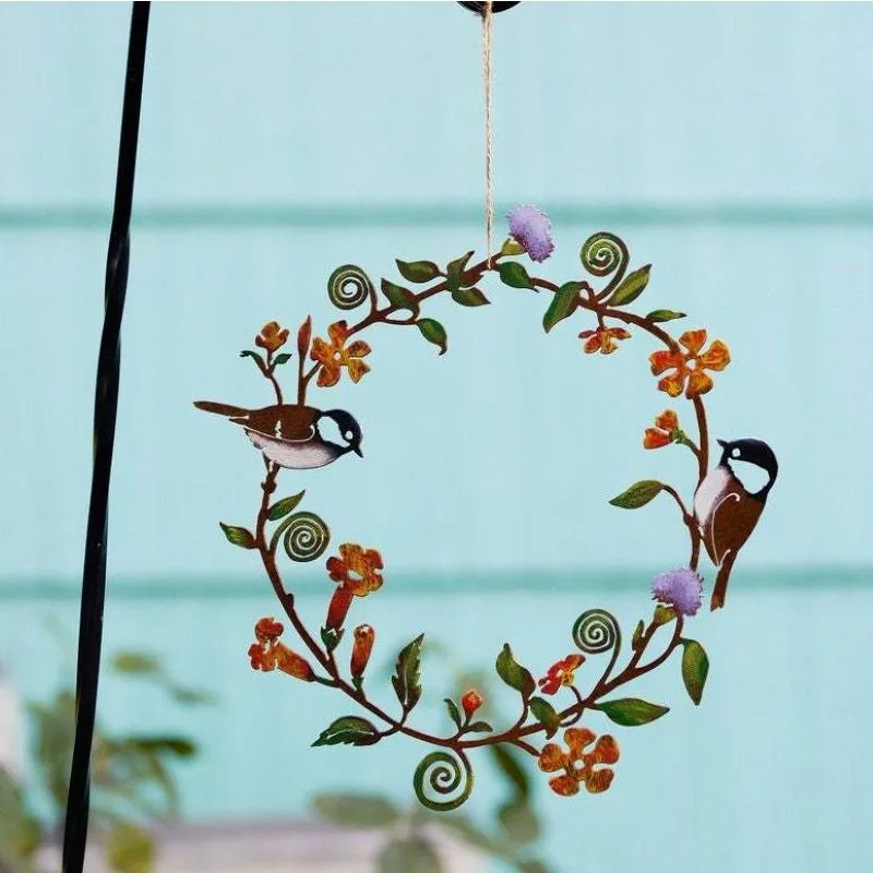 1 قطعة إكليل تيتماوس معدني جدار الفن الباب اللوحة اليدوية الطيور الأزهار دائرة ديكور معلق لحديقة المنزل #2