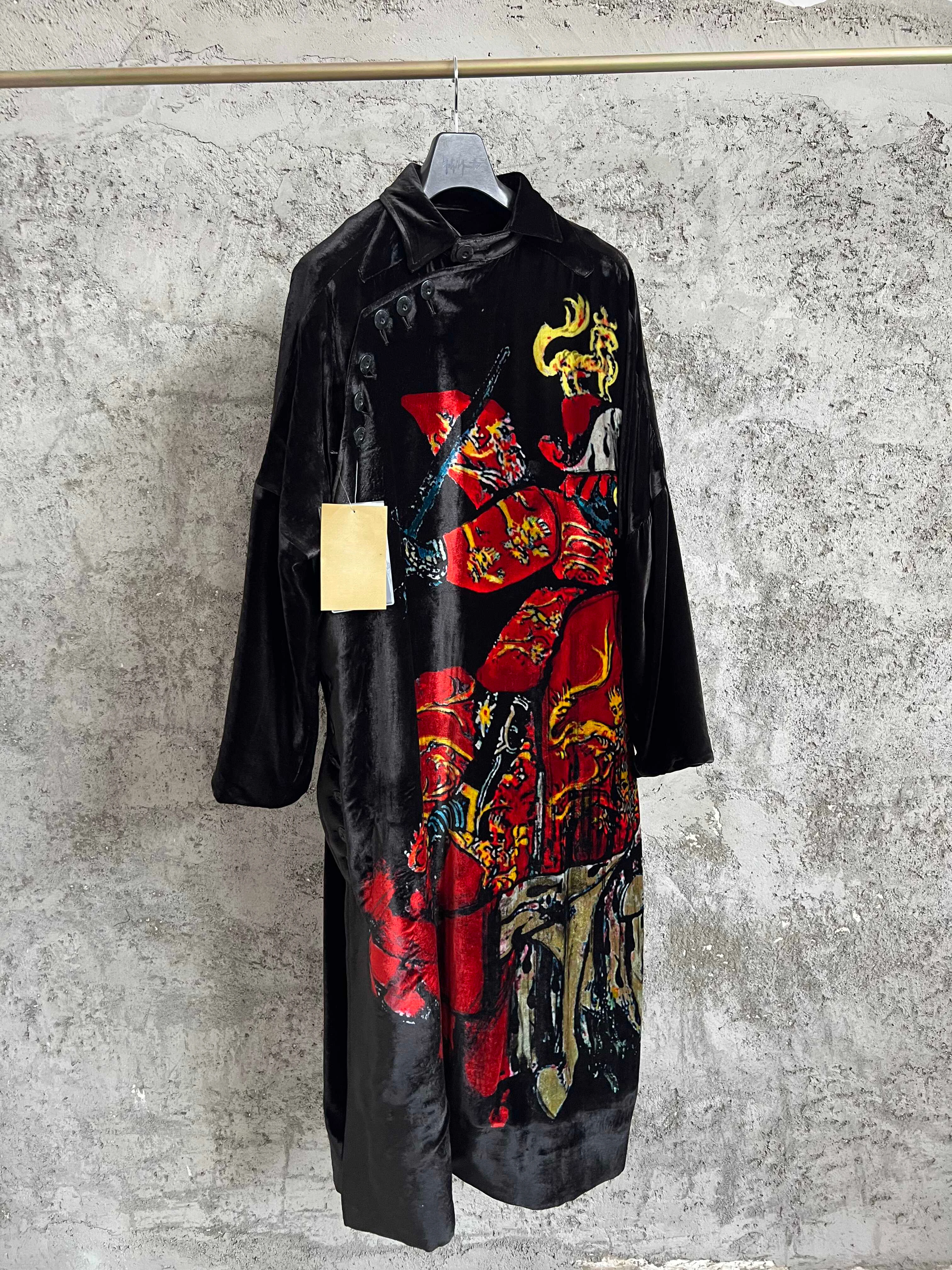 

TOP-YAMAMOTO Japanese original design Velvet printed horn-buttoned long robe jacket for men