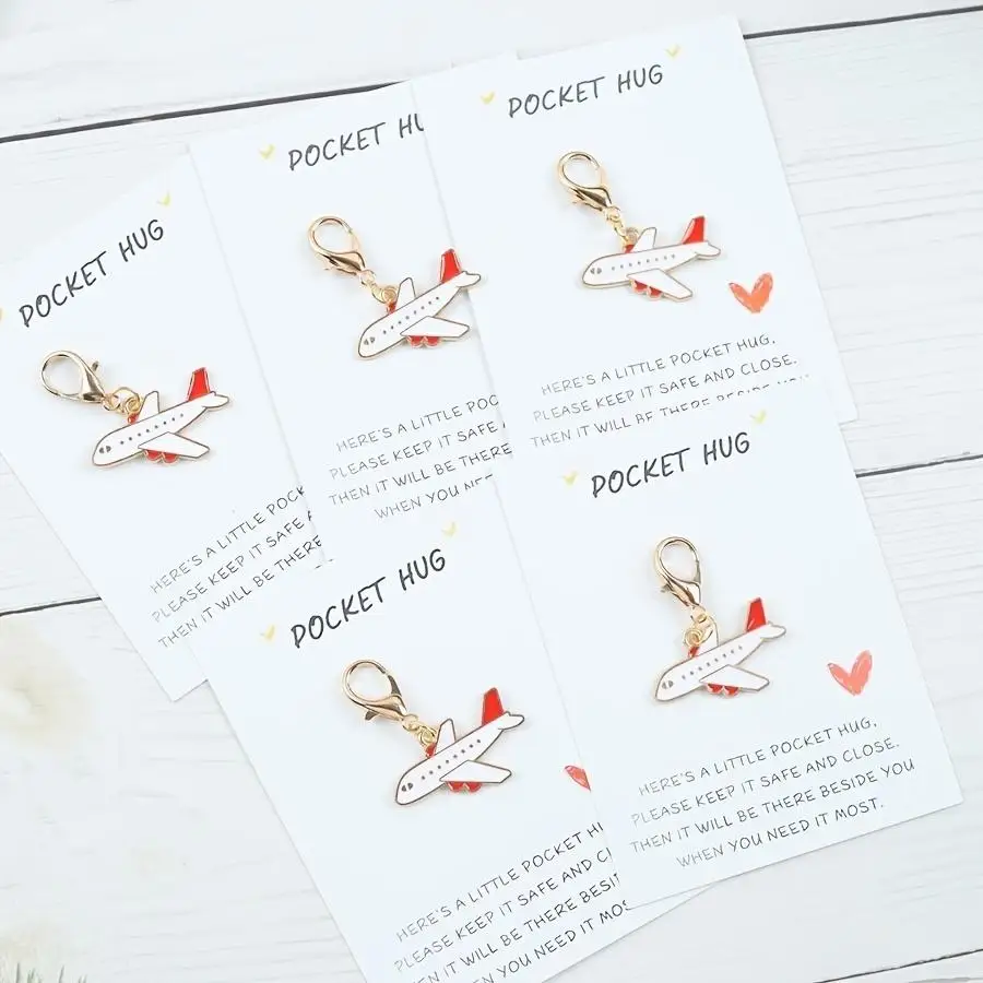 1/5/10/20/50/100pcs 5-piece set of Airplane Keychains with 