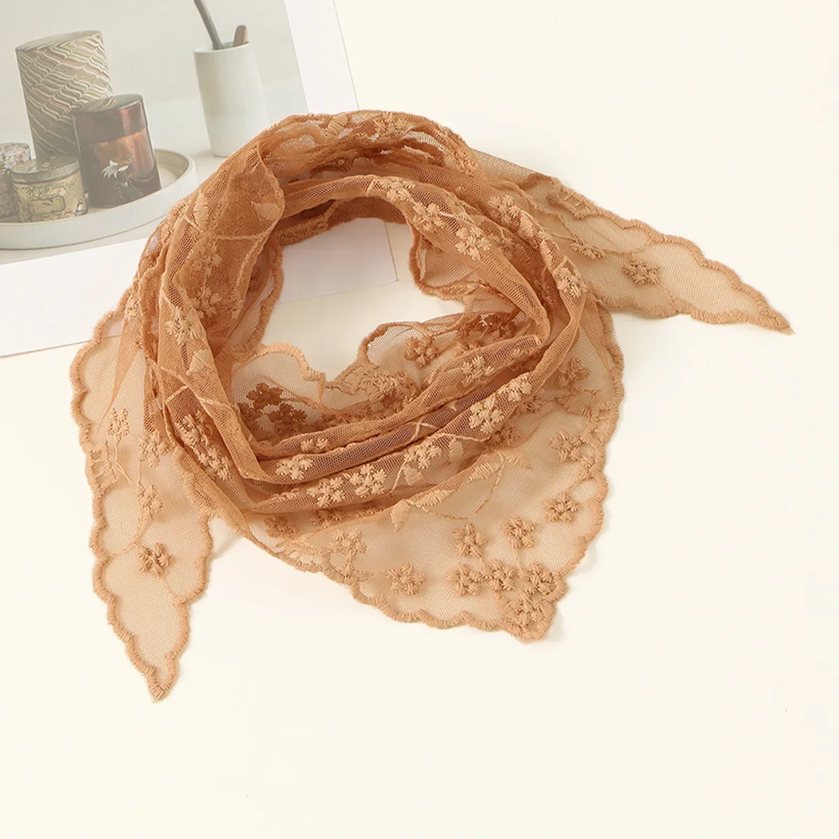

Women's French Vintage Floral Scarf Headband - Elegant Lace Hair Accessory, All-Season Ins Style