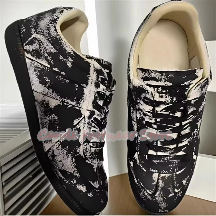 Fashion Mixed Color Graffiti Large Size Sneakers for Men Round Toe Chunky Bottom Shallow Sport Shoes Male Outside Leisure Shoes