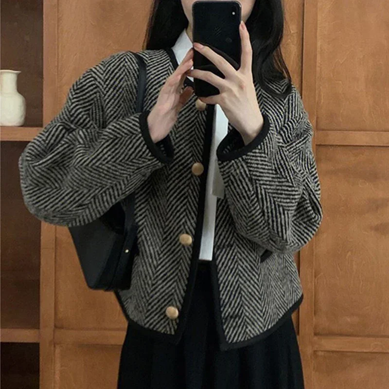 Vintage Tweed Jackets Women Striped Cropped Coat Korean Elegant Single Breasted Loose Casual Chic Short Outwear Tops New Coats