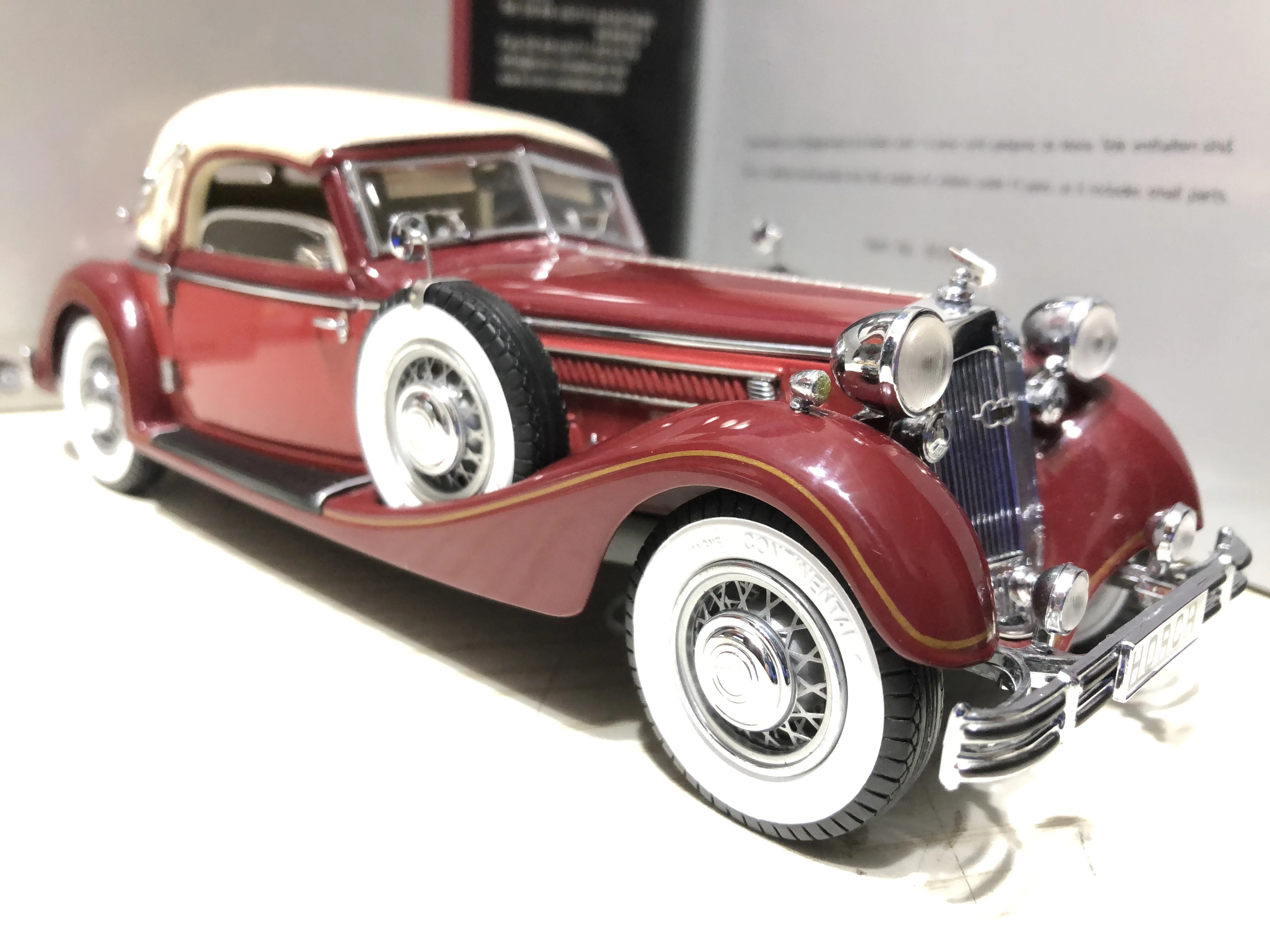 CMC 1:24 Horch 853 1937 Wine Red Vintage Car Alloy Fully Open Simulation Limited Edition Alloy Metal Static Car Model Toy Gift