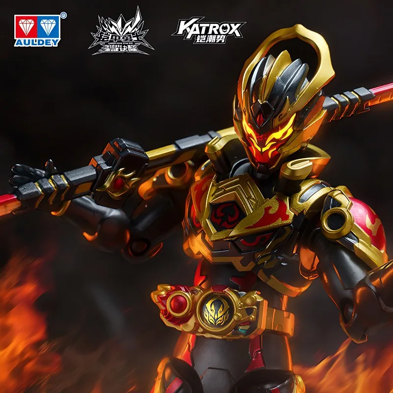 Auldey Originele Armor Hero Anime Figuur Beweegbare Pop Model Action Figure Speelgoed voor Jongens Meisjes Kids Gift Collectible Ornamenten