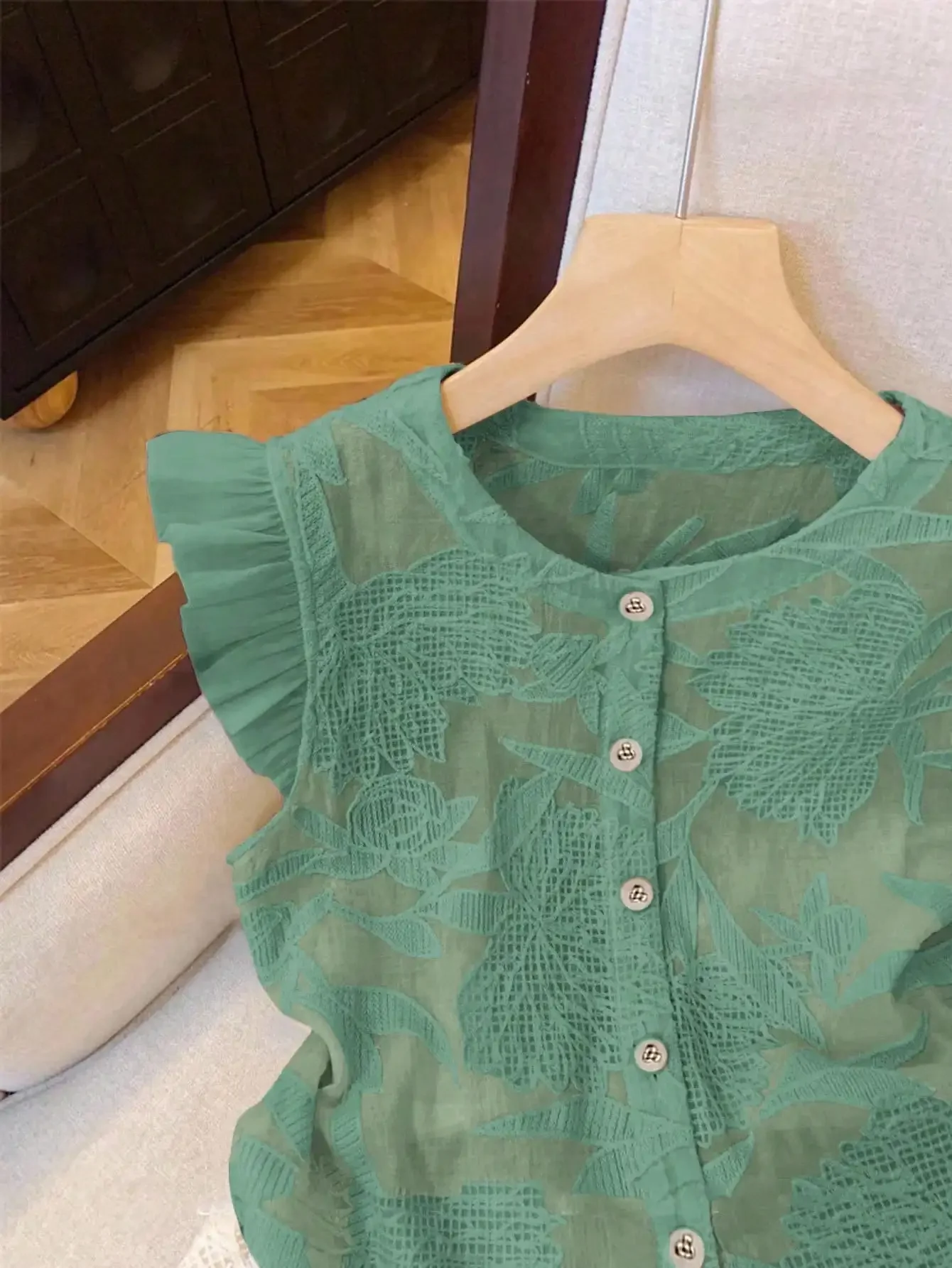 

Women's Floral Lace Round Neck Cap Sleeve Single-Breasted Casual Shirt Summer Green