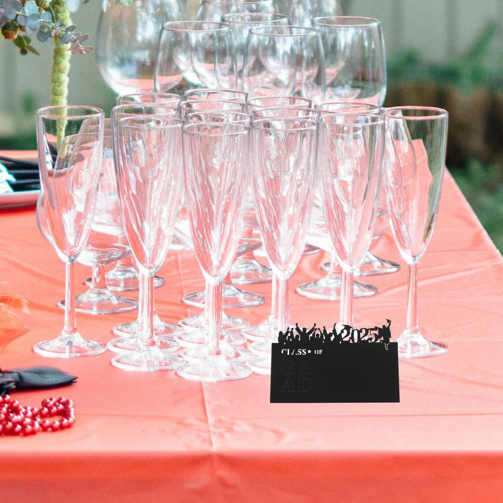 

50Pcs Graduation Place Cards 3D Hollow Black Mortarboard Table Name Cards Stylish Graduation Party Seating Decorations