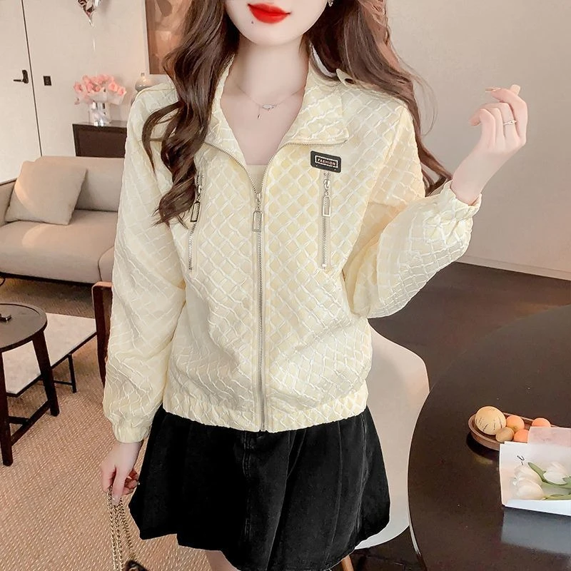 

Женская куртка на молнии с воротником в корейском стиле, весна-осень 202, свободная посадка, свободная повседневная утягивающая верхняя одежда уникального дизайна, топ