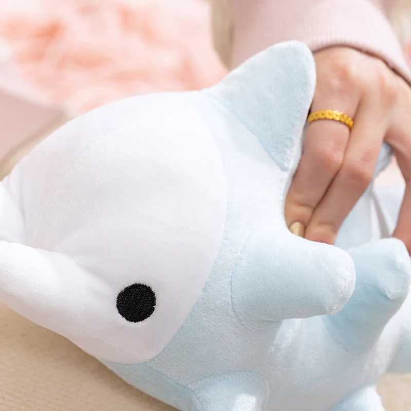 Snom Plüschpuppe, schöne Eisfigur, weiches, flauschiges Sammelspielzeug für Spiele- und Anime-Fans, für den Innenbereich, Tischdekoration, Heimdekoration – Detail 7