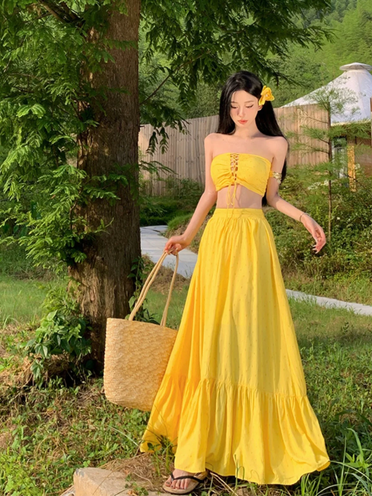 

Sweet And Spicy Cloud Design Dr with Oversized Skirt Two-Piece Set Faionable Beachwear Polyester Material
