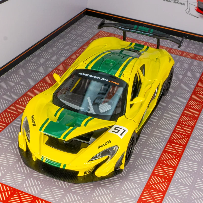 

1:24 McLaren P1 GTR alloy rally car model car ornaments doors and hoods can be opened fine workmanship good quality