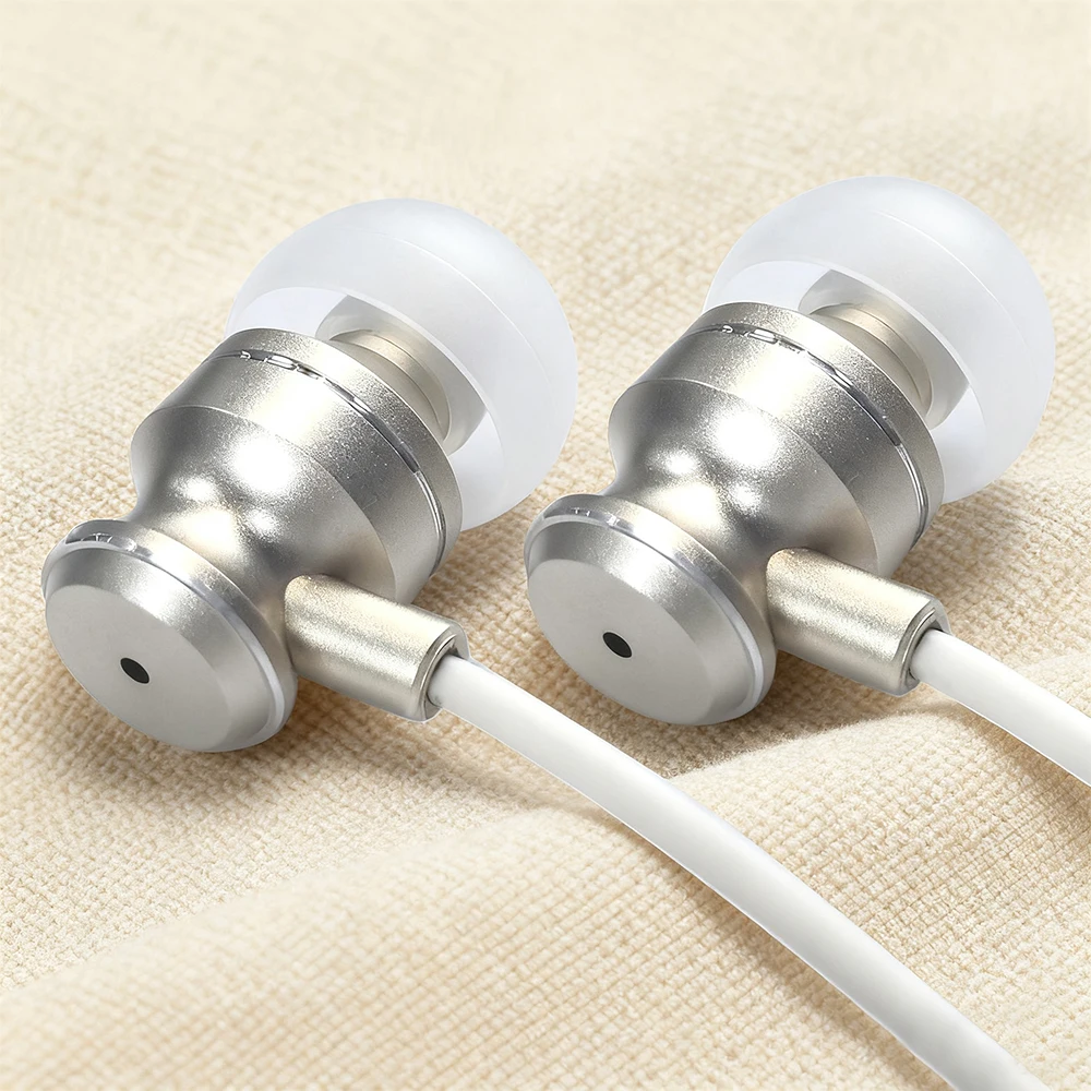 650nm Laser Earplugs Red Light Irradiator LLLT Physiotherapy Device Tinnitus Otitis Media USB Type-C Ear Care Tool Improve Sleep