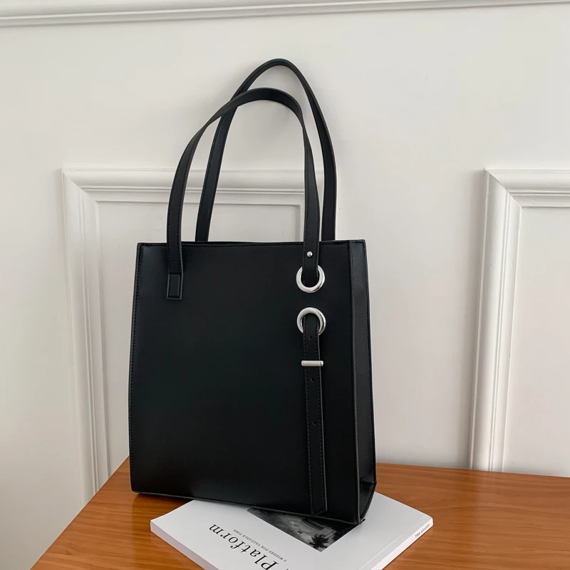 2026 High Quality PU Tote Bag Large Capacity Elegant Shoulder Bag Fashion Casual Handbag Versatile for College Students 가방