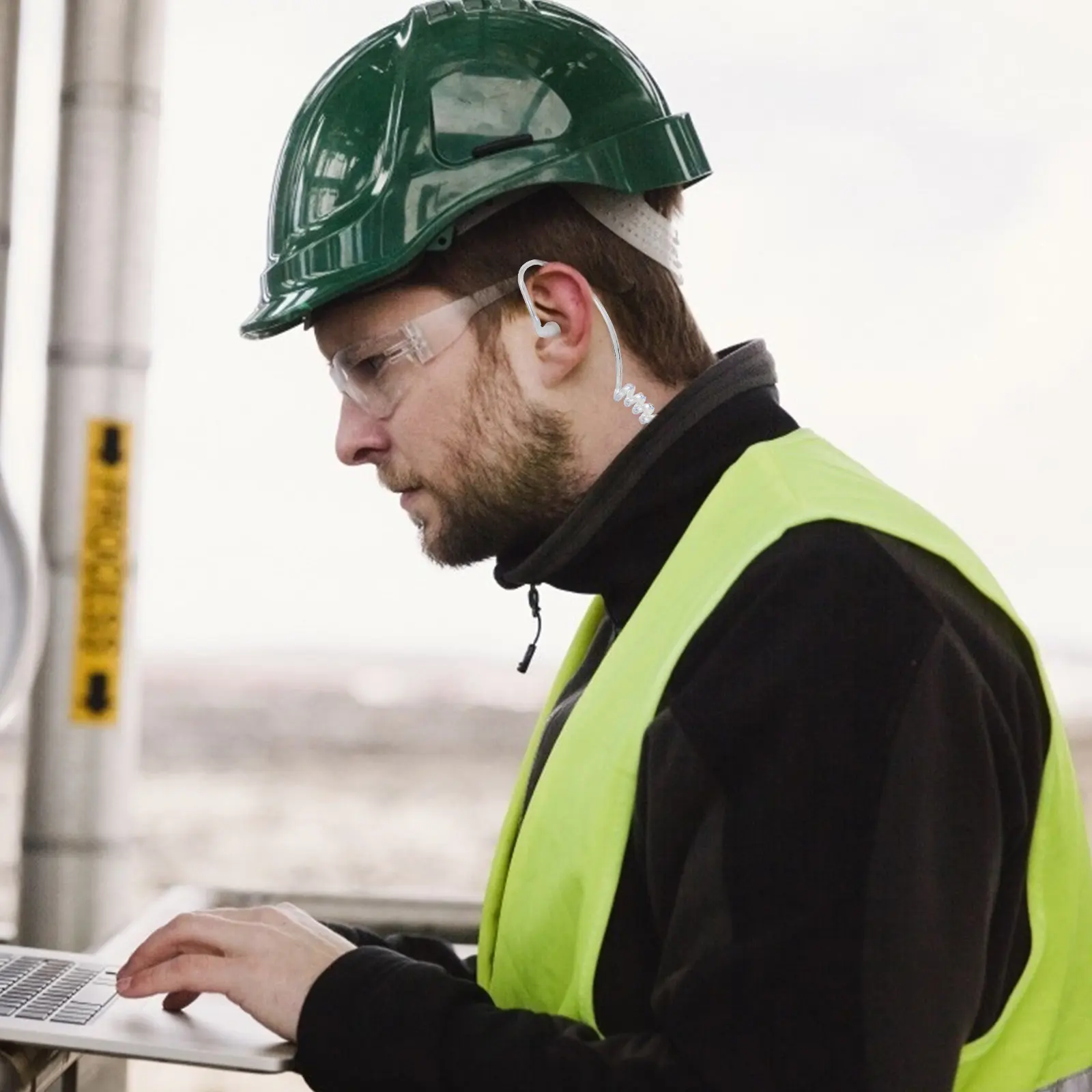 

Гарнитура K-типа для раций с четким звуком, акустической трубкой и шумоподавлением для использования с двумя интерфонами