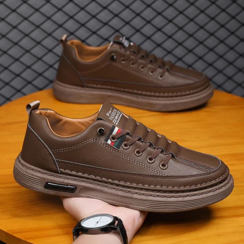 Mens Casual Sneakers Brown Thick Platform Non‑Slip Sole Board Shoe Contrast Stitching For Daily Commute Office Walking Occasions
