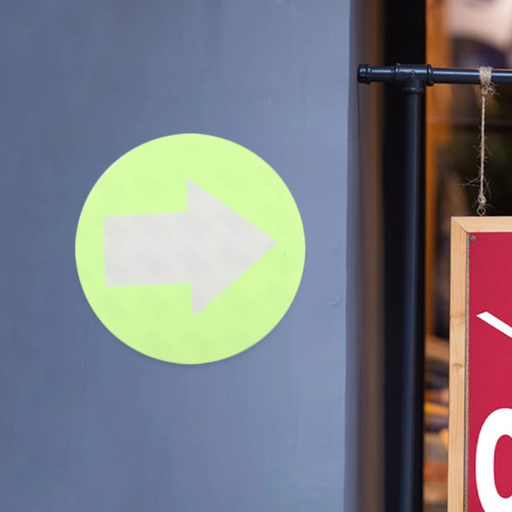 

20pcs Reflective Trail Markers PVC Arrow Direction Signs Outdoor Waterproof High Visibility Camping Stairway for Hunting