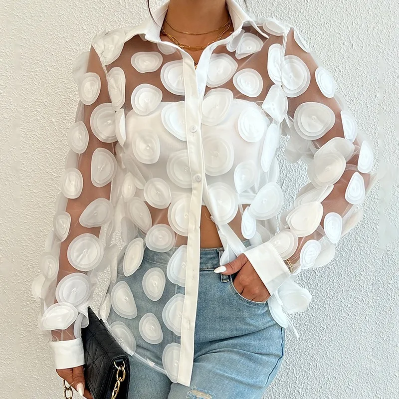 

Стильный комплект из двух предметов: топ с трехмерным цветочным декором и модная сетчатая рубашка с длинными рукавами и вырезами для женщин