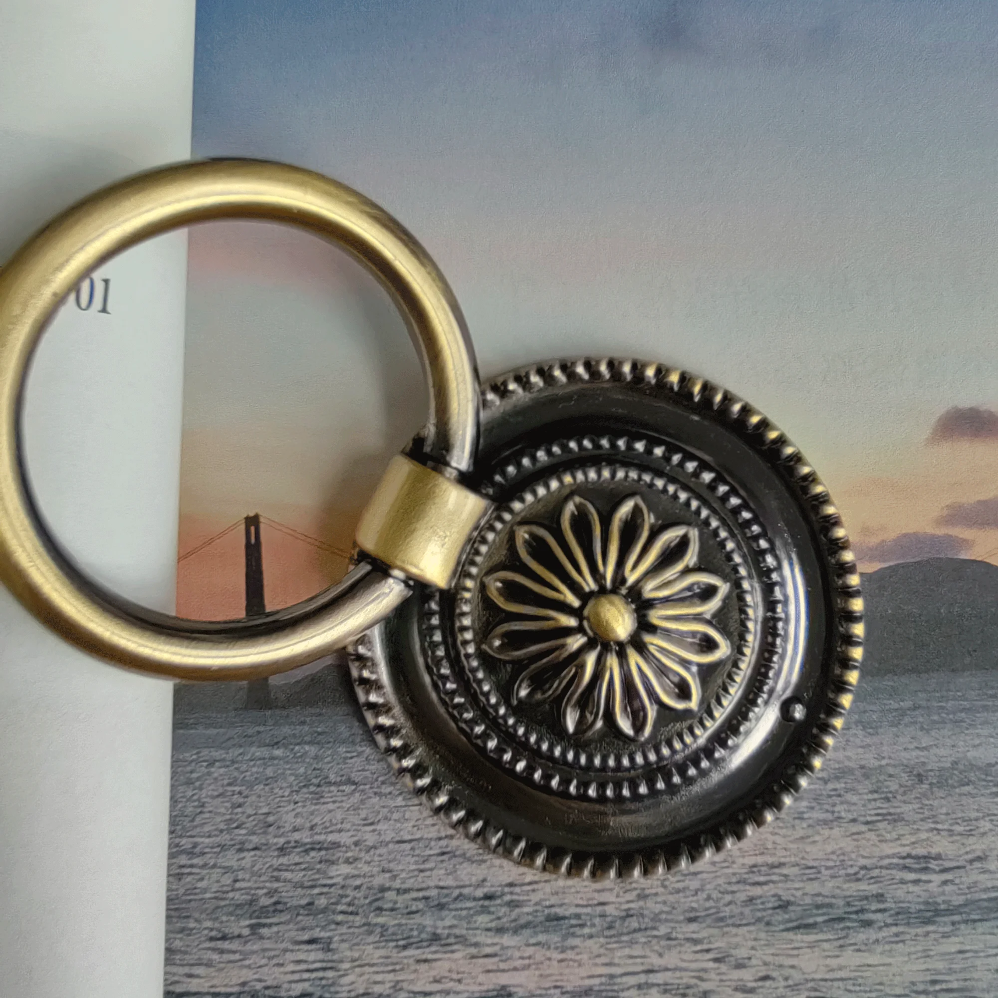 1 PC Vintage Zinc Alloy Antique Bronze Cabinet Handles Round Ring Wardrobe Pulls Retro Drawer Box Knobs Kitchen Accessories