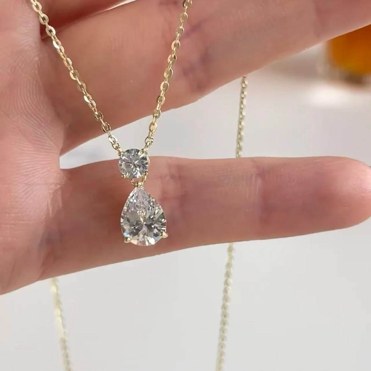 

Solid 14K Gold Filled Pear Cut Moissanite Pendant Necklaces for Women Chain Lab Diamond Wedding Birthday Gift