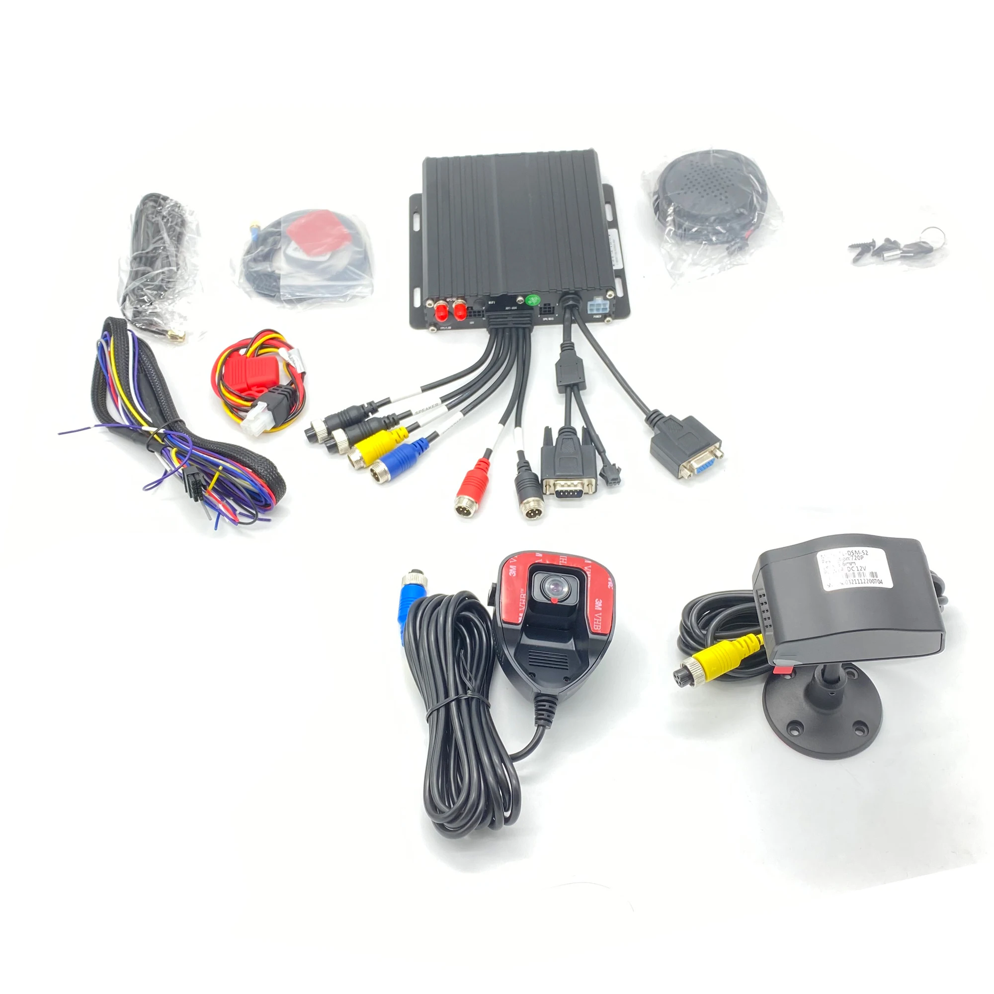 Hot Selling 1080P H 265 4-Channel Mobile DVR Digital Video Recorder 3G 4G Wifi ADAS Loop Recording Remote Control for Vehicles