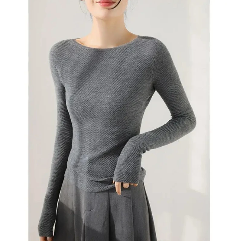 

New Autumn Winter Inner Layer, Women‘s Slim Fit Texture Sweater, Gray Round Neck Base Top for a Slim Look, Casual Layered Style