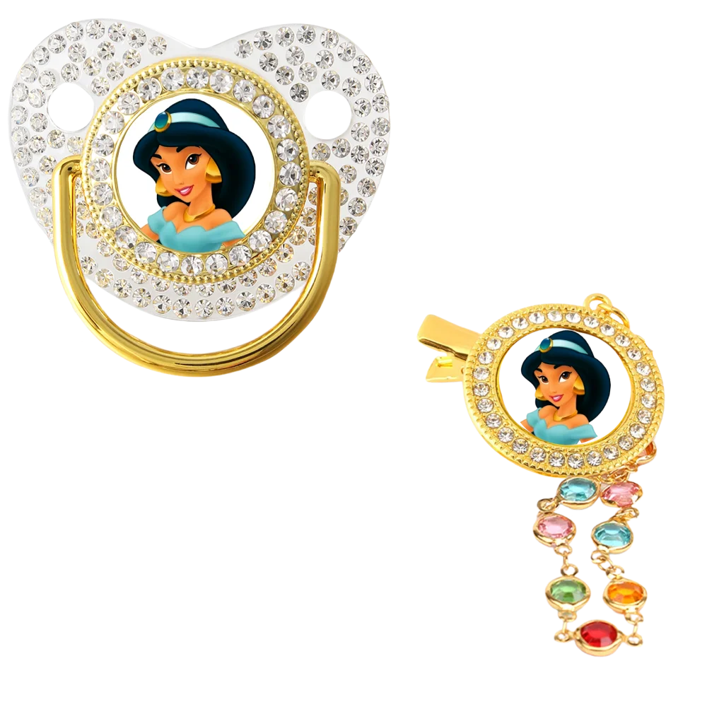 

2-piece set Cute baby feeding kit with baby nipple and nipple clip with dust cover Baby car chain clip for baby nipple Newborn